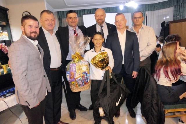 617467710 1482543530540536 7379878398041540800 n 640 480