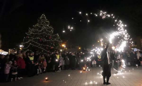 Fényességes Főtér beszámoló