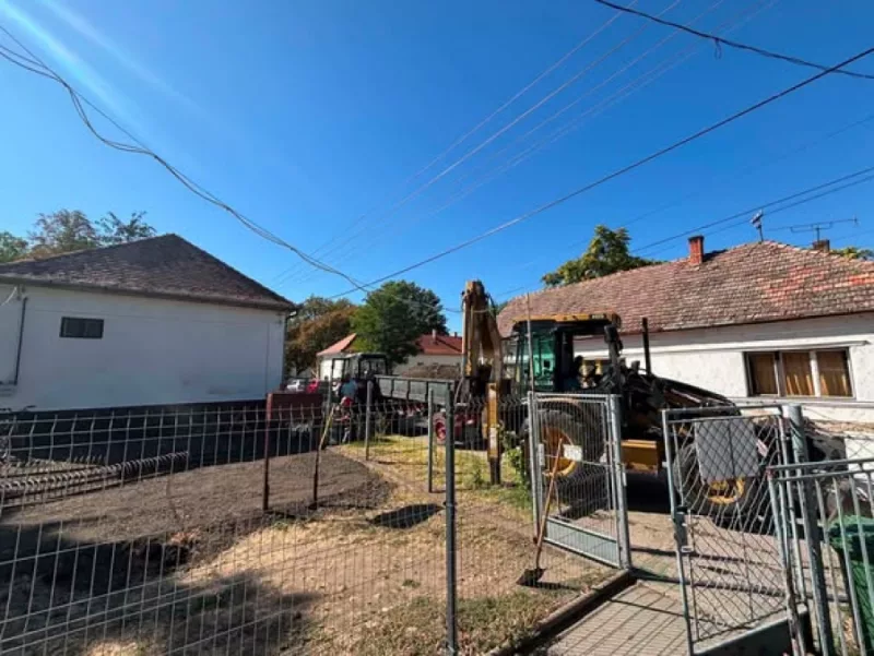 Tájékoztatás a kerékpártároló használatáról