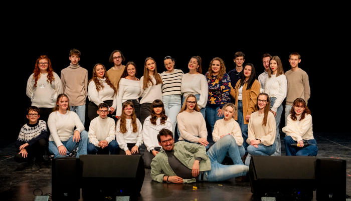 Falka karácsonyi fellépése