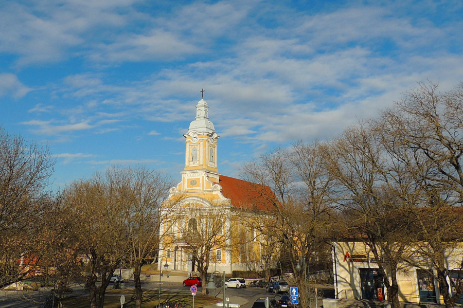 Szent István Római Katolikus Templom