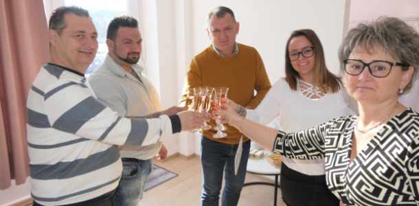 Menyasszonyi ruhaszalon nyílt Abonyban