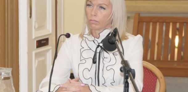 Beszámolt az Abokom