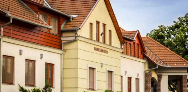 Önkormányzati támogatás segíti a szakrendelések fennmaradását Abonyban