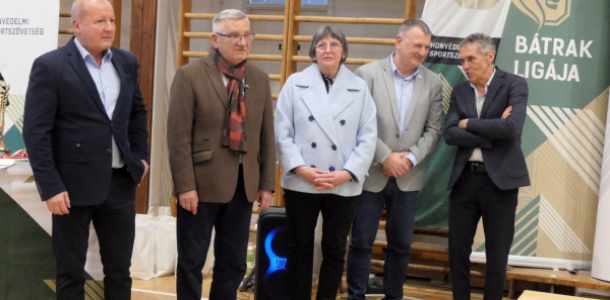 Bátrak ligája Abonyban